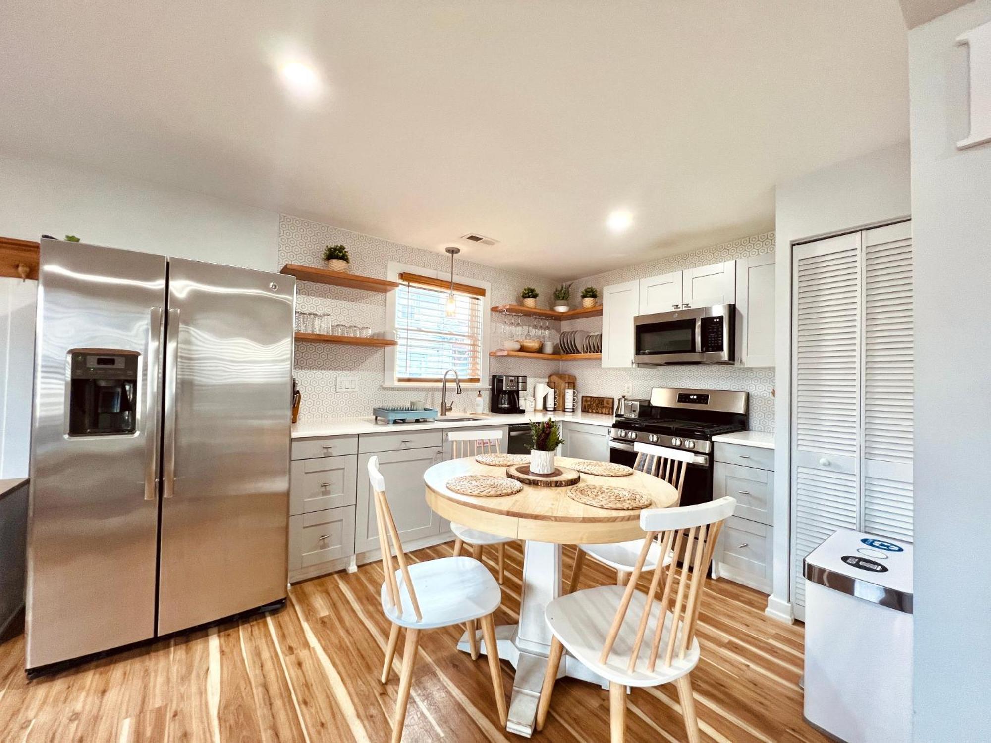 Unique Wildwood 3 Bedroom 1,5 Ba Entire House In The Heart Of Wildwood! Kültér fotó